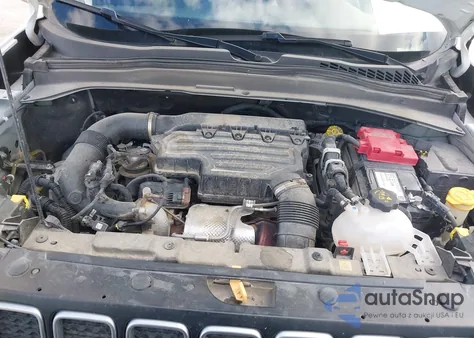 2023 Jeep Renegade Latitude 4X4 from USA, damaged, VIN ZACNJDB11PPP58088